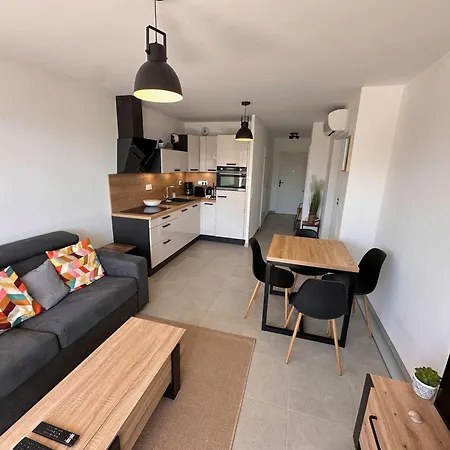 T2 De Standing, Face Mer, 4 Pers, A 30m De La Plage, Parking Privatif - Fr-1-701-73 Apartment