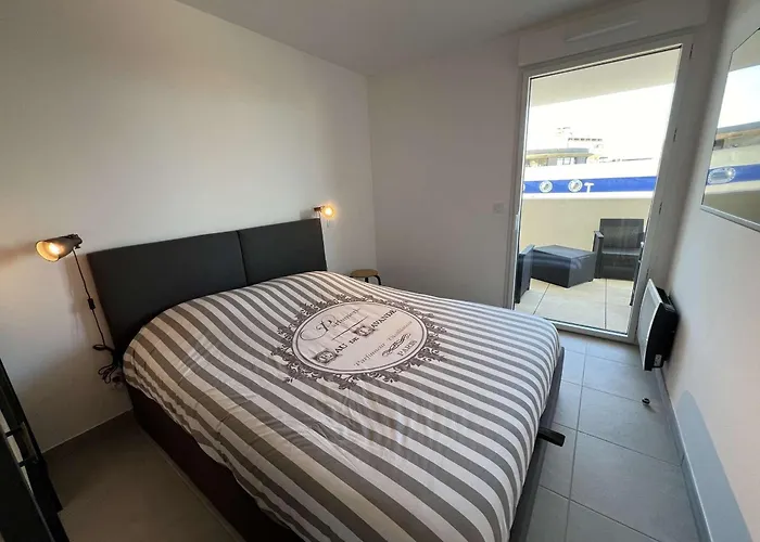 Apartamento Superbe T2 Avec Grande Terrasse Et Parking, Proche - Fr-1-701-73
